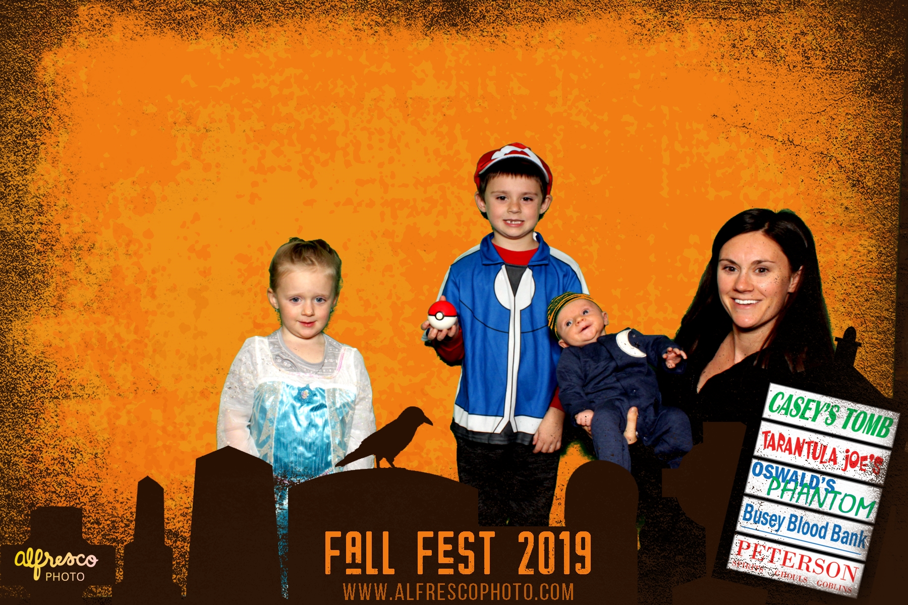 Naper Plaza Fall Fest | View more photos from the event at events.alfrescophoto.com/u/AlfrescoPhoto/Naper-Plaza-Fall-Fest
